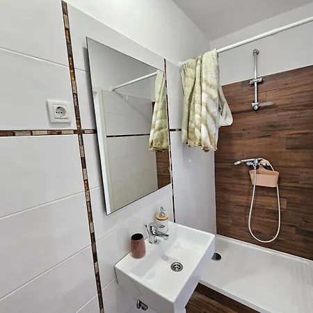 Dora Apartament Vantacici