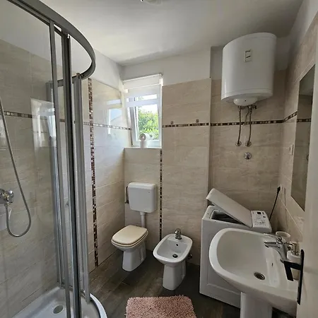 Apartament Dora